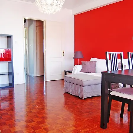 Carcavelos Апартаменты *